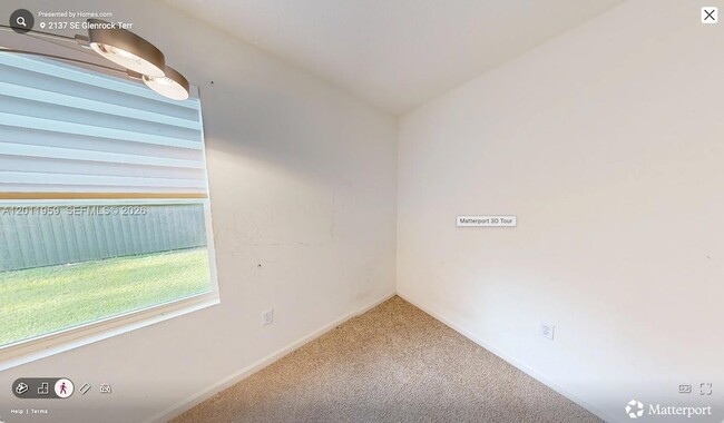 Building Photo - 2137 SE Glenrock Terrace