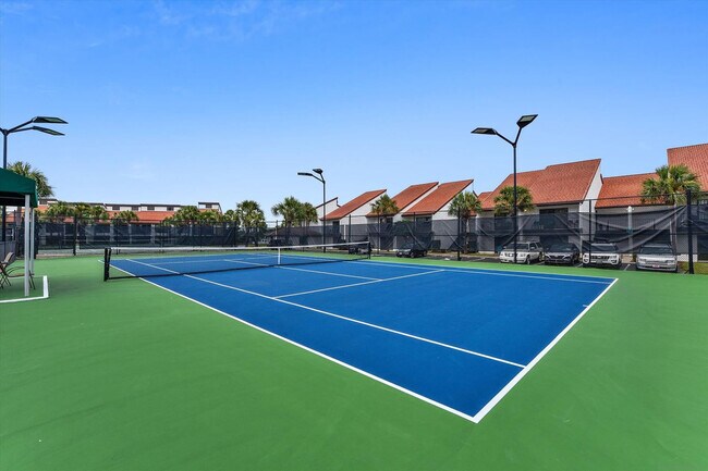 Building Photo - 11222 Hutchison Blvd