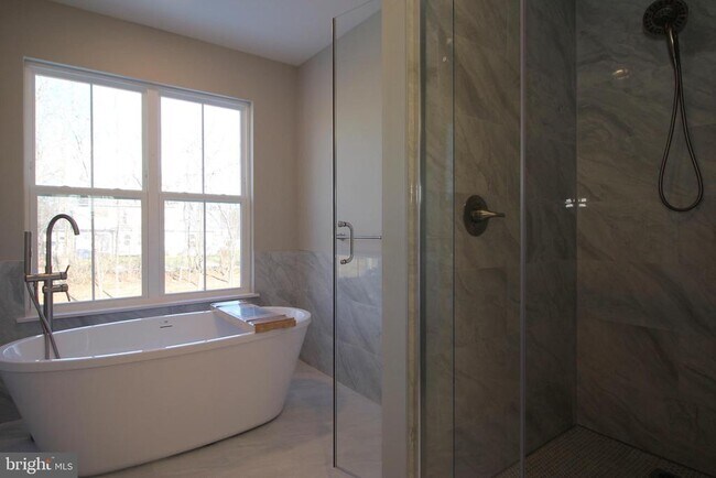 Building Photo - 224 Mill Race Dr