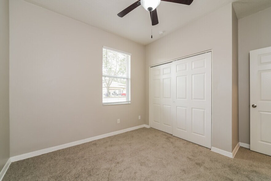 Building Photo - 439 Vicks Landing Dr