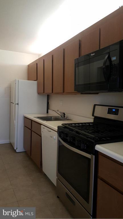 Building Photo - 4515 Willard Ave