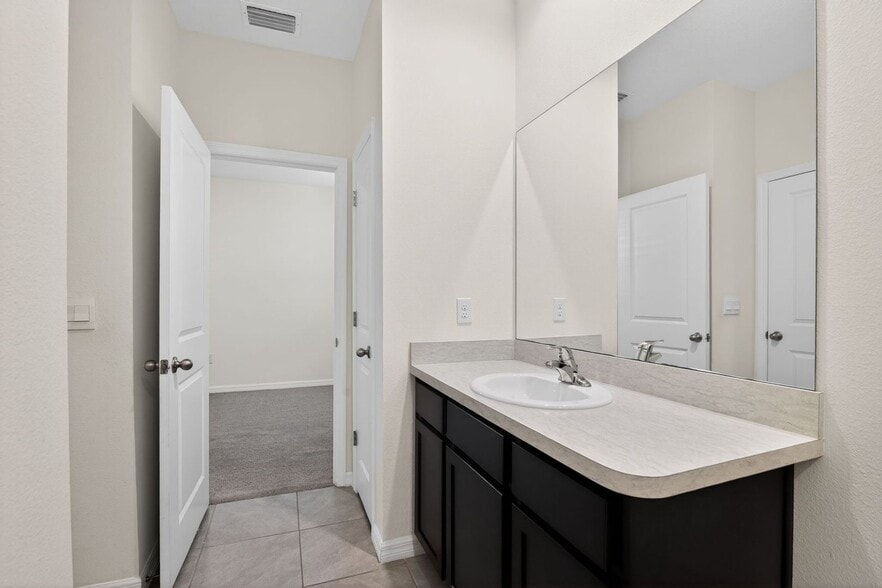 Building Photo - 13808 NW 9th Rd