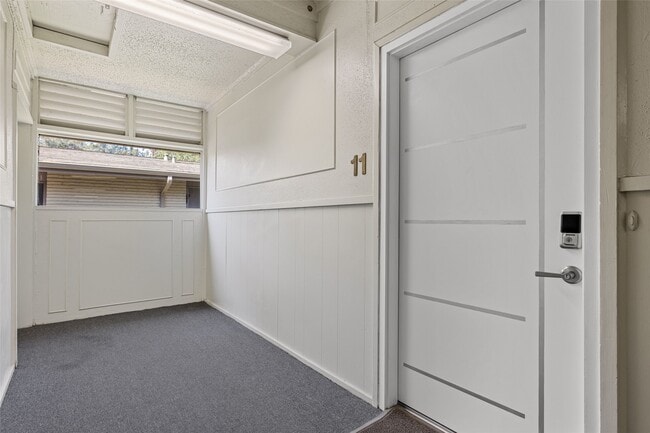 Building Photo - 909 Silber Rd