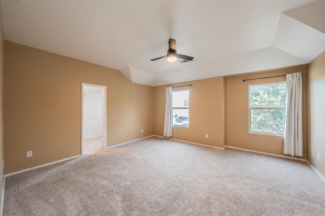 Building Photo - 1906 Beach Dr