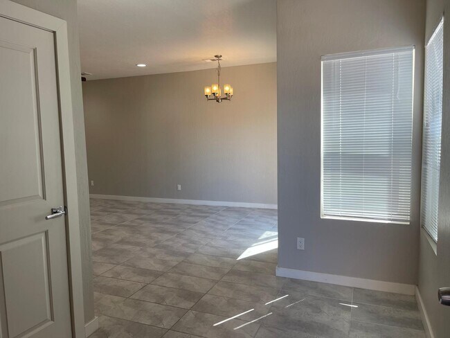 Building Photo - 1668 Bull Lea Dr SE