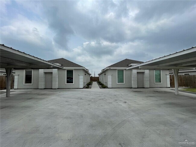 Building Photo - 17 Kentucky St