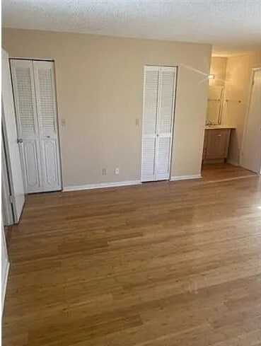 Building Photo - 5958 NW 24th Ct