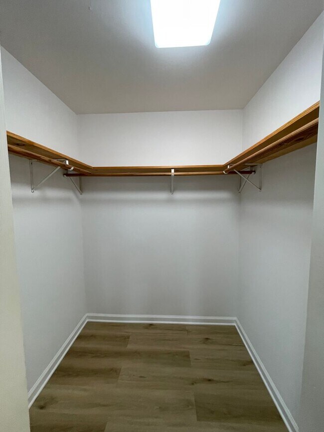 Building Photo - Incredible, newly renovated 3 br 3.5 ba Ca...