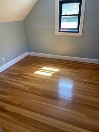 Building Photo - 276 Weston St