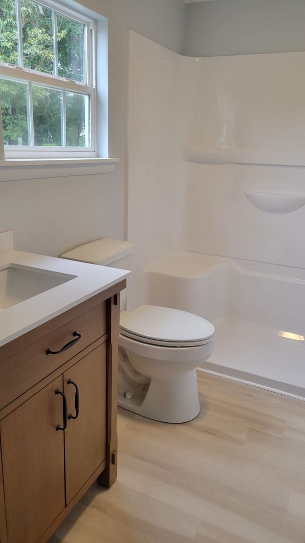 Building Photo - Remodeled Single Family home in Milton