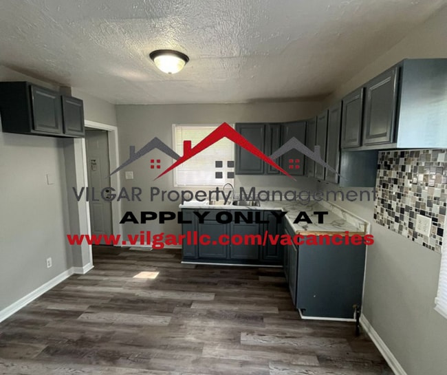 Primary Photo - 4 Bed / 2 Bath home in Gary, IN!