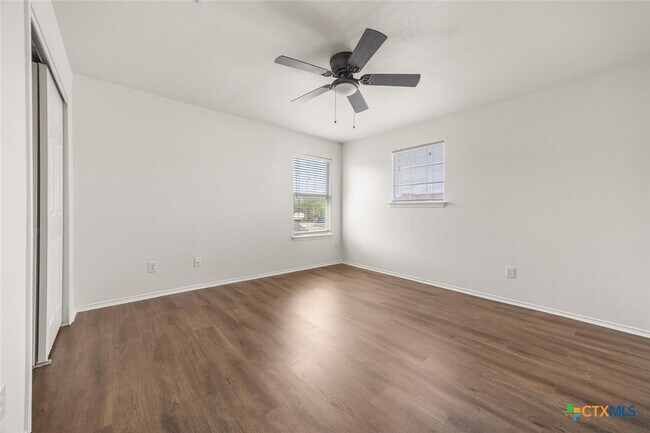 Building Photo - 230 San Felipe Dr