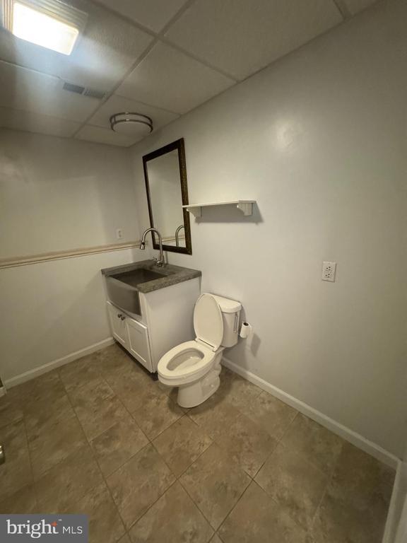 Building Photo - 74 Clarion Dr