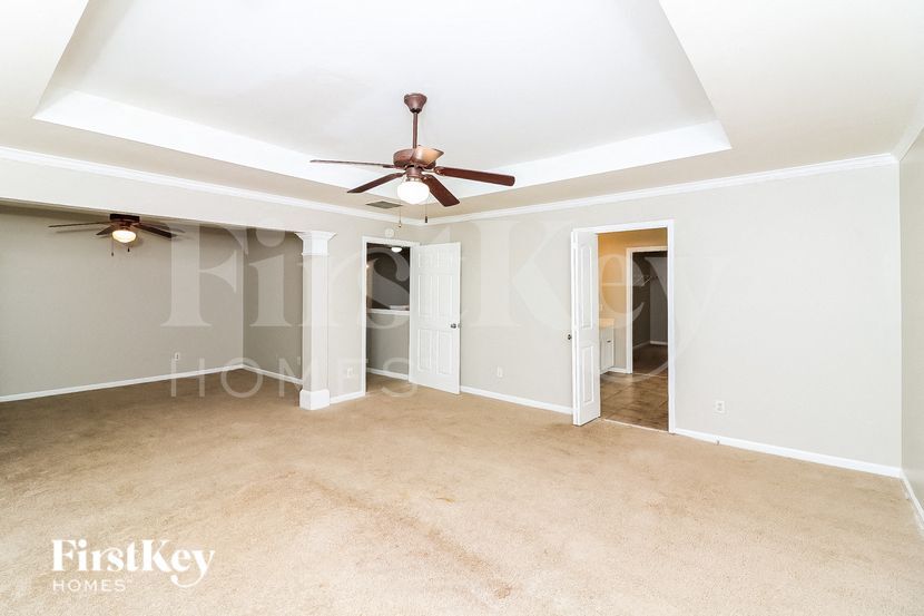 Building Photo - 2405 Langstan Ct