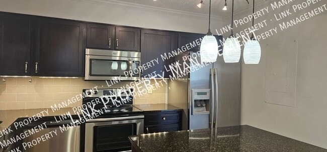 Building Photo - 1131 Stringers Ridge Rd