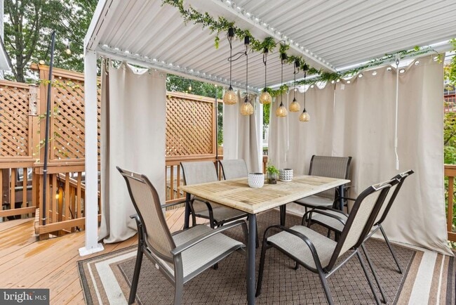 Building Photo - 46738 Oakmere Terrace