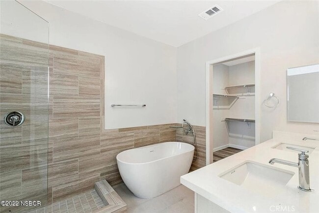 Building Photo - 80 Old Mission Dr