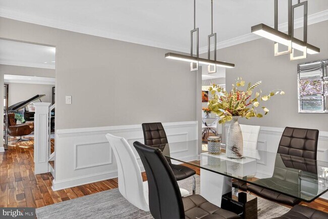 Building Photo - 2208 Halter Ln