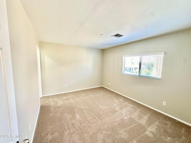 Building Photo - 12720 N 149th Ln