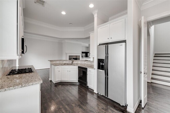 Building Photo - 1417 Bremond St
