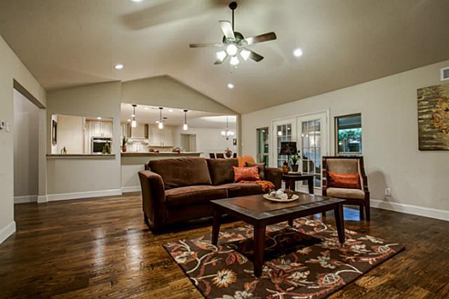 Building Photo - 6951 Stefani Dr