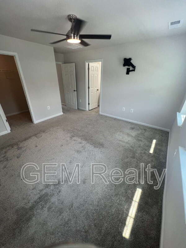 Building Photo - 6259 Bobcat Ln