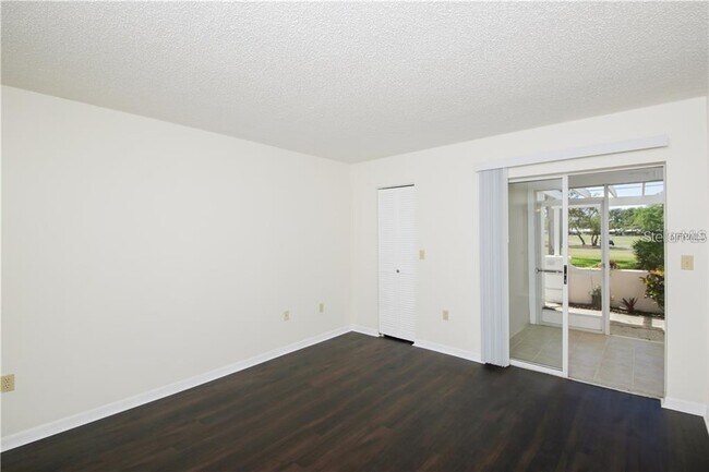 Building Photo - 437 Cerromar Ln