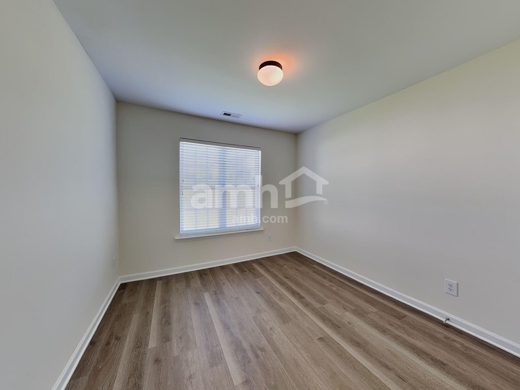 Building Photo - 612 Woodson Dr