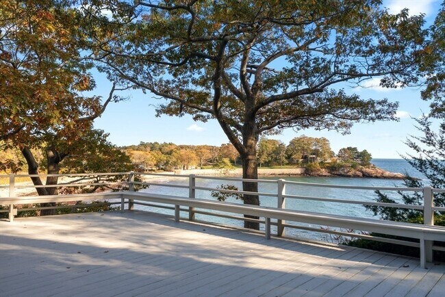 Building Photo - 23 Ocean St