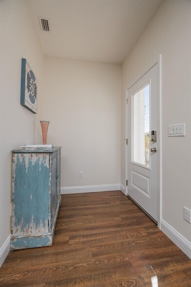 Building Photo - 6832 Middleton Ave