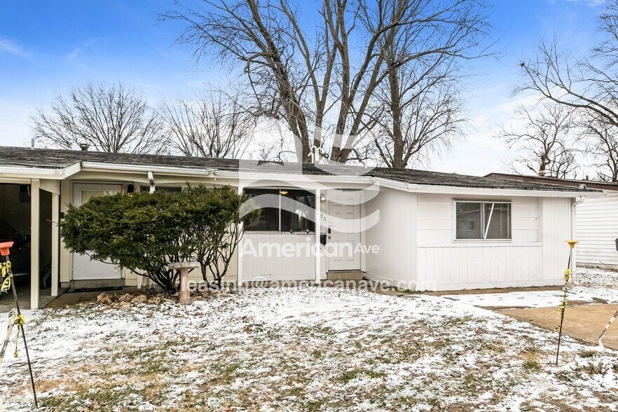 Building Photo - 690 Loyola Dr