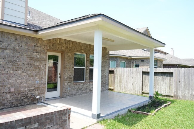 Building Photo - 6306 Bain Dr