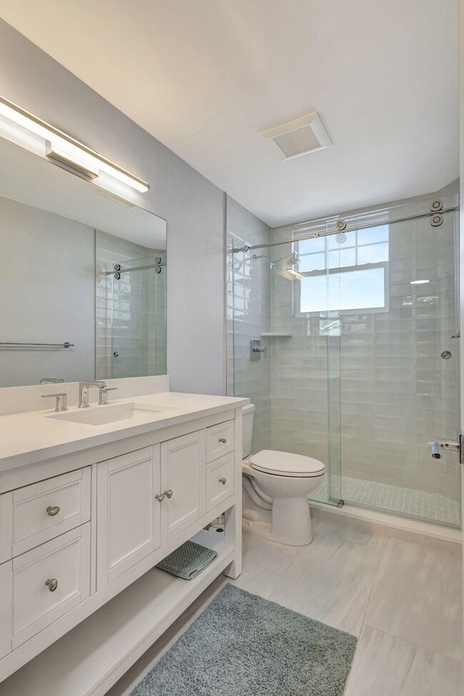 Building Photo - 205 Mainsail Cir