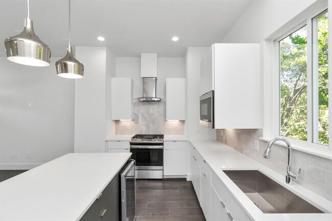 Building Photo - 4722 Independence Hts Ln