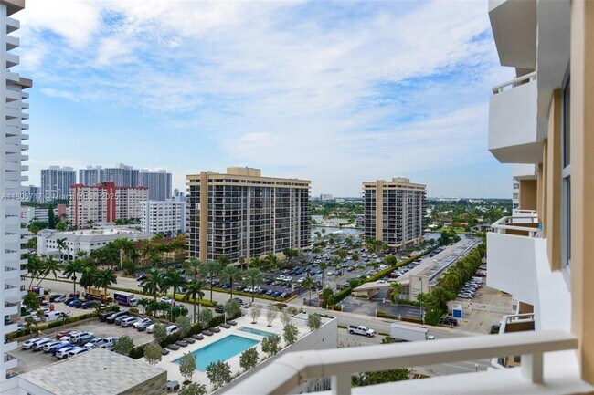 Primary Photo - 1980 S Ocean Dr
