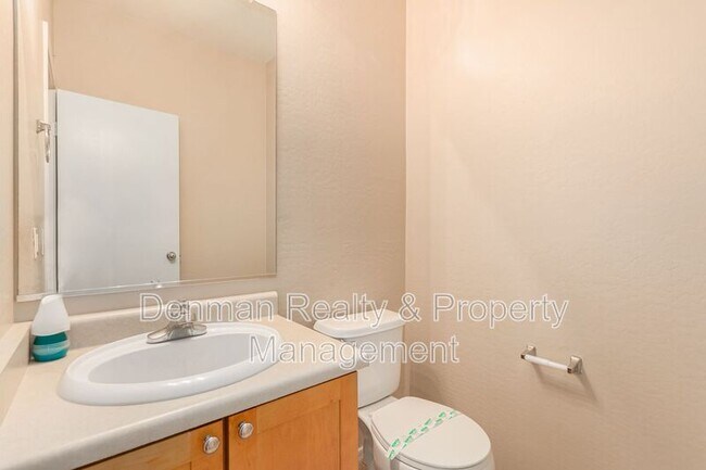 Building Photo - 6316 W Branham Ln