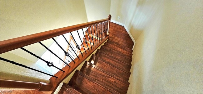 Building Photo - 5876 Capsicum Ct