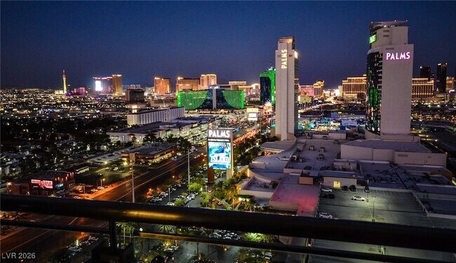 Building Photo - 4381 W Flamingo Rd