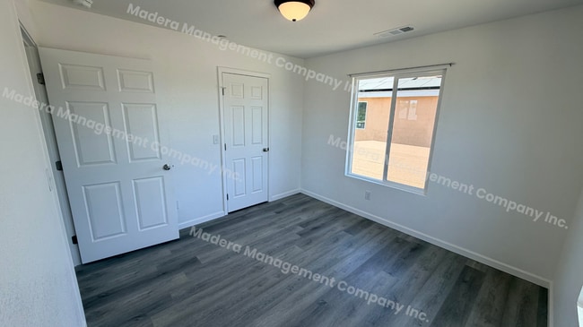 Building Photo - Villa De Ramon Apartment