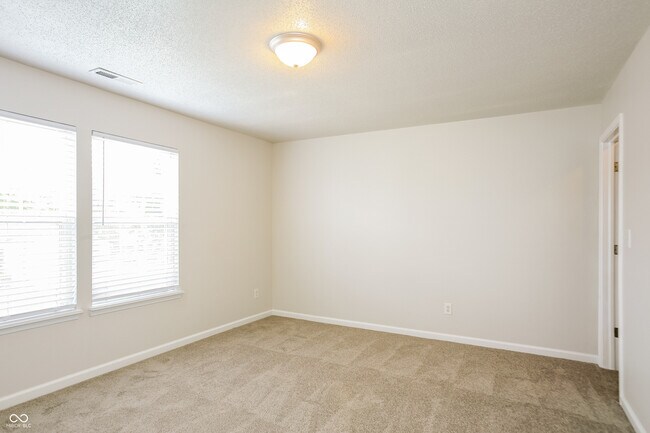 Building Photo - 6259 Dusty Laurel Dr