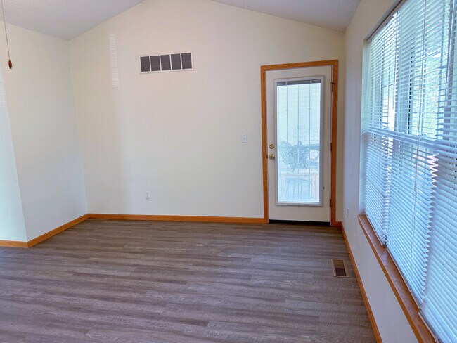 Living Room - 2302 Catskill Ct