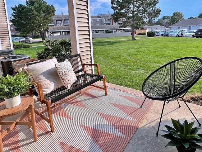 Building Photo - 4130 Landing Dr