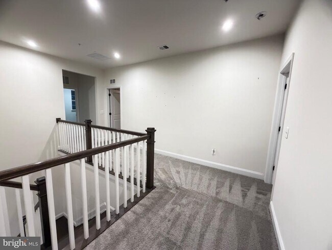 Building Photo - 3516 Timber Green Dr