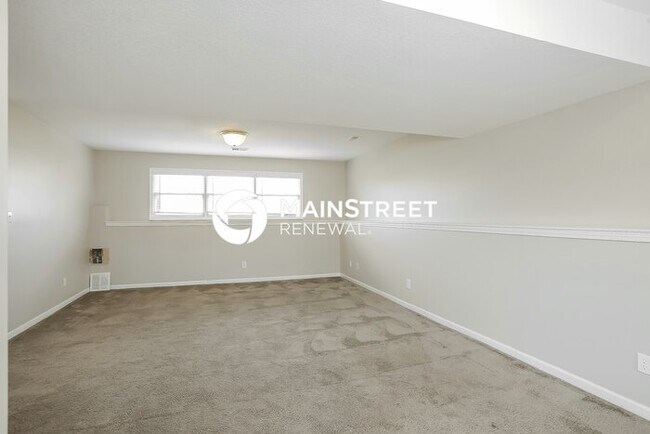 Building Photo - 3 Bedroom Pet-Friendly Home in Leavenworth, KS with Main Street Renewal