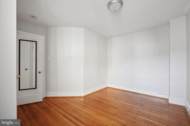 Building Photo - 2735 N 46th St