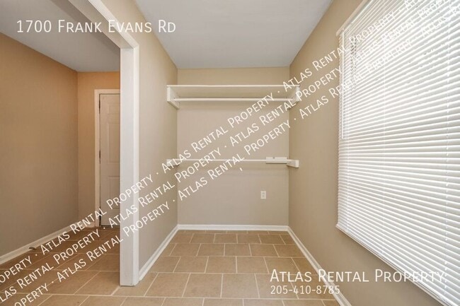 Building Photo - 1700 Frank Evans Rd
