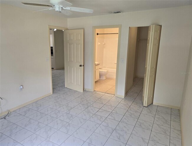 Building Photo - 7428 Vista Way