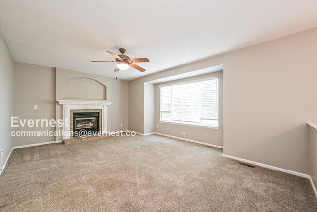 Building Photo - 16241 Bluebonnet Dr