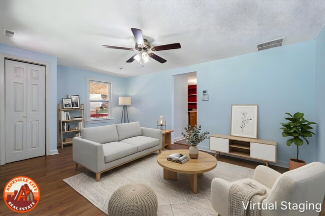 Building Photo - 513 Hiawassee Ave