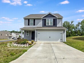 Building Photo - Spacious 3 Bed, 2.5 Bath Home with Attached Garage / Pet-Friendly / Vouchers Accepted / Available...
